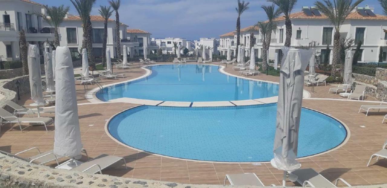 Hôtel Kani Akansu Caddesi Kibris Town Houses Karavas à Kyrenia  Extérieur photo